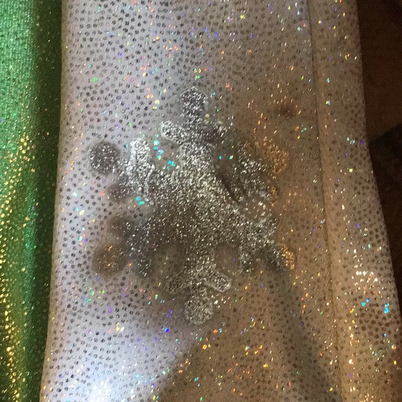 Snow flake Leo size Child Large (CL) - Picture 3 of 4